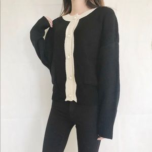 Sweater cardigan with pearl buttons